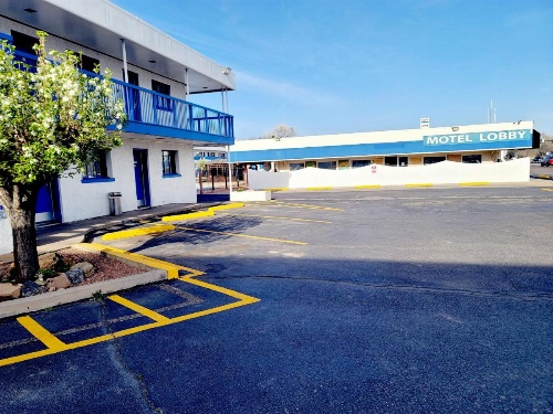 Motel 6-Canon City, CO 719-458-1216 image 8